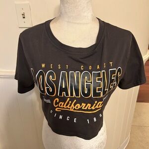NWT West Coast Los Angeles California Short Sleeve Crop Tee -Small-Brown